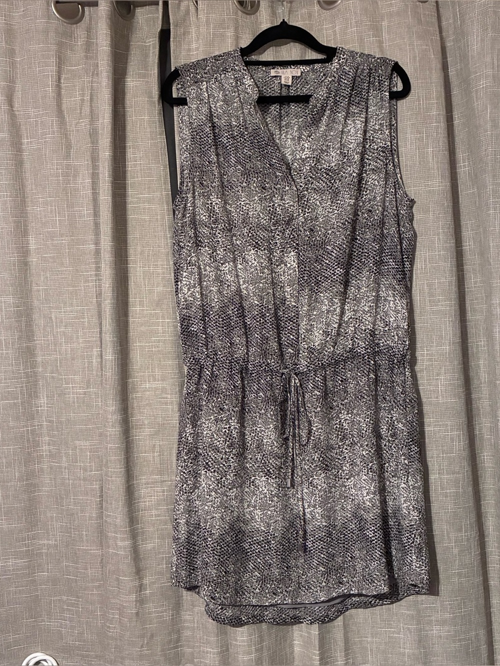 Lila Rose Split Neck Drawstring Tunic Mini Dress Medium